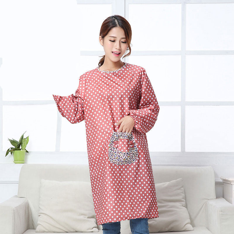 Kitchen apron with long sleeves