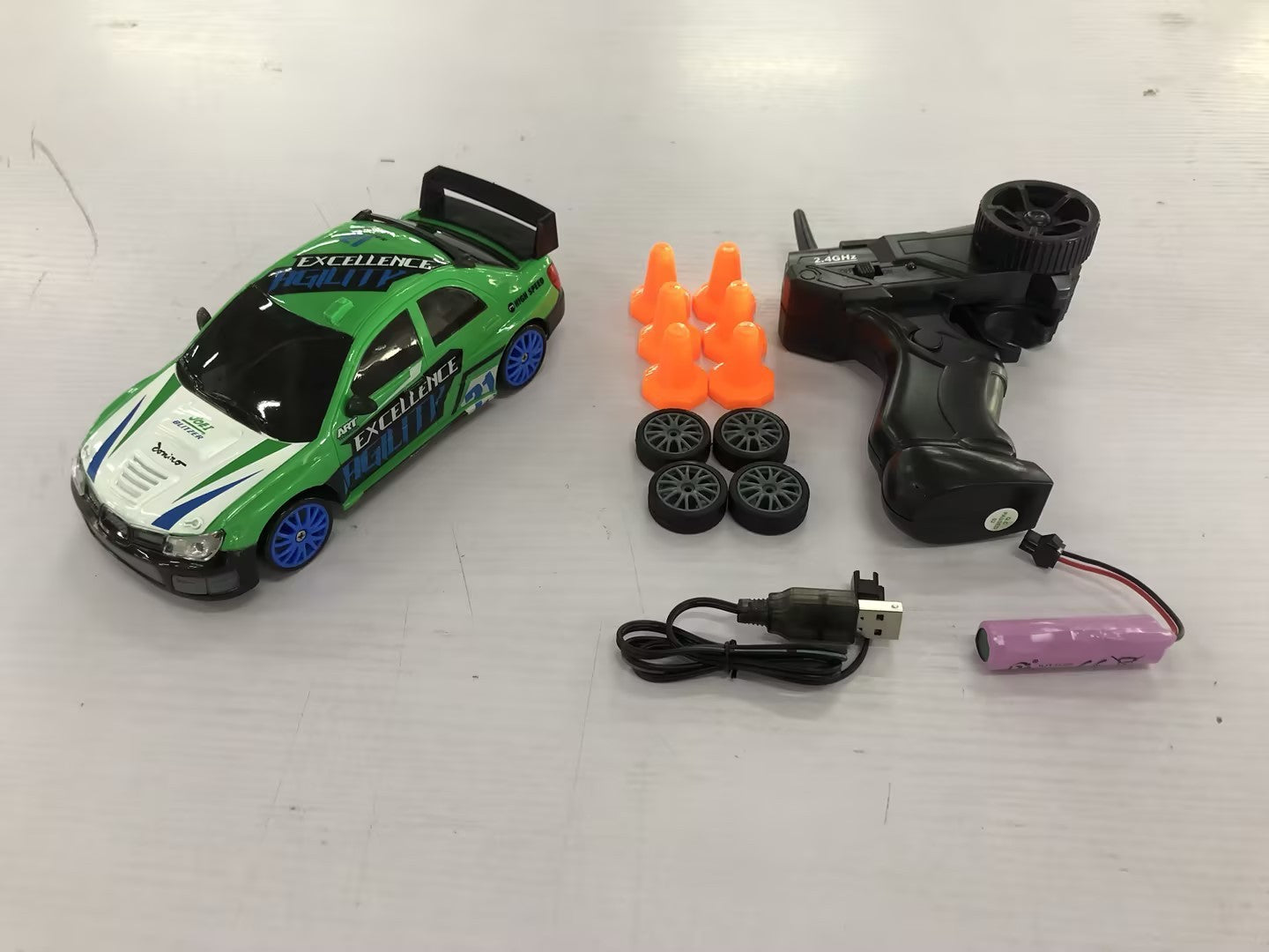 Turbo Drift GTR – Remote Control Racing Car