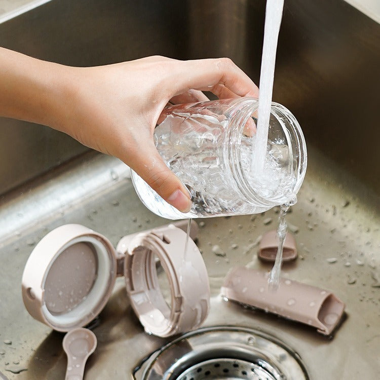 Small Seasoning Jars With Lids And Spoons