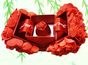 Valentine's Day Rose Necklace Gift Box