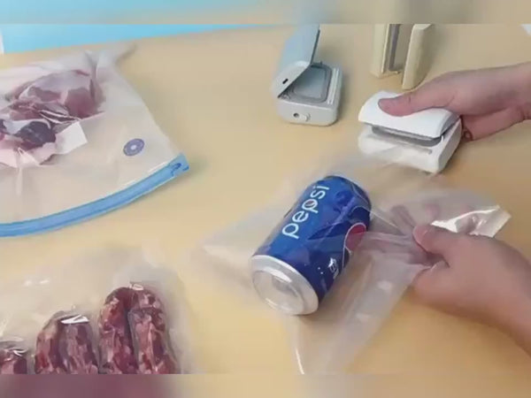 Plastic Vacuum Sealing Machine